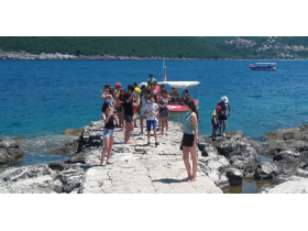 Najuspešniji pećinački učenici krstarili jadranskom obalom